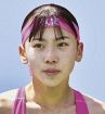 陸上女子８００メートル／久保選手（串本出身）が優勝／田中選手に競り勝つ
