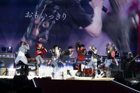 アリーナツアー『WEST. 10th Anniversary LIVE TOUR AWARD』横浜アリーナ公演を開催したWEST.