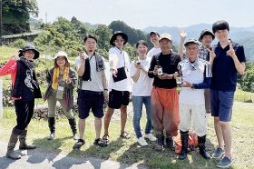 色川クラフトビールプロジェクトのメンバー（和歌山県那智勝浦町色川で）