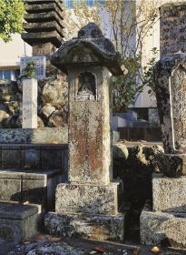 ちょっと寄り道　石碑・地蔵を訪ねて　串本町編（４）／潮岬の廻国供養塔（串本町潮岬）／巡礼成就の供養で建立