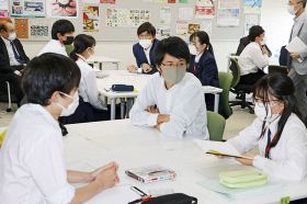 地域課題考えよう　神島高校で集中講座始まる