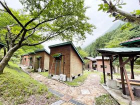 ７月１日に営業を再開する「百間山渓谷キャンプ村」＝和歌山県田辺市熊野で