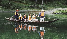 【動画】「安居の渡し」特別に復活　世界遺産の熊野古道を舟で渡る、和歌山・白浜