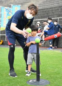 「野球始めるきっかけに」　元阪神の濱中さんが教室
