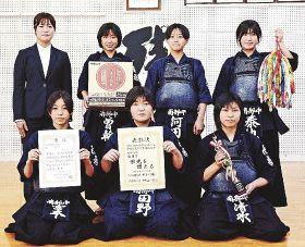 強豪そろう近畿で３位／南部中女子剣道部／全国ではベスト８