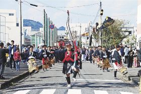 ４年ぶり盛大に　和歌山・みなべ町の鹿島神社で例大祭