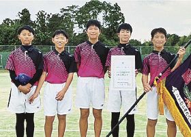県中学ソフトテニス／印南男子が団体優勝／山中・高石組は個人優勝