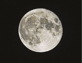 キッズ図鑑／月／地球に一番近い天体