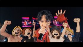 ONE OK ROCK、自身の3Dキャラと“ライブ共演”