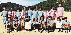 少女の部は万呂が優勝、女性は会津レディース　田辺市長杯キックベースボール