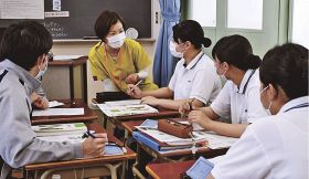 講師招き実習／コロナ対策で熊野高看護科