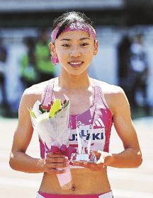 串本出身の久保選手／Ｕ１８日本新で優勝／陸上女子８００メートル