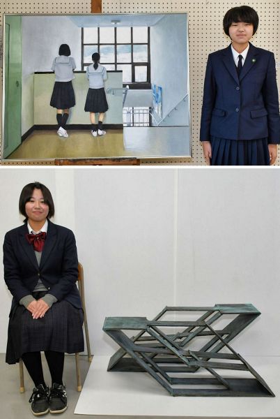 （上から）神島高校１年の山田瑠奈さんと作品「放課後の…」、熊野高校２年の森山碧さんと作品「境界」