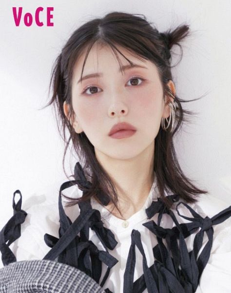 『VOCE』2026年2月号に登場する浜辺美波