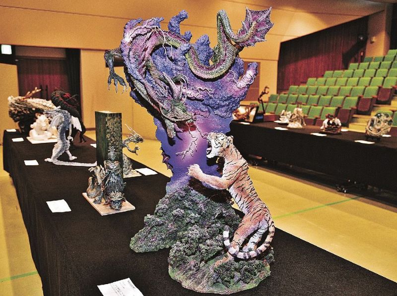 龍虎を現した作品