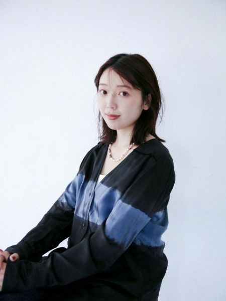 『第75回NHK紅白歌合戦』のゲスト審査員に決定した三宅香帆