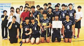 ラストステージ／【バレーボール】／紀南の高校が熱戦／男女で代替大会
