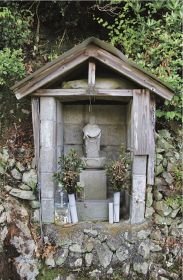 切目川沿いのほこら～印南～お参りスポット（２２）／上洞の足神（上洞）