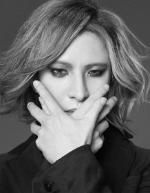 YOSHIKI、香港の高層住宅火災で1500万円寄付　「何もせずにいられず」香港でライブの縁