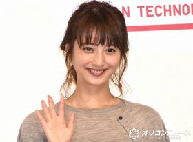 “編み物にハマる”佐々木希、手編み作品をまとめて紹介「素敵」「すごいなぁ！」「本当に上手!!」