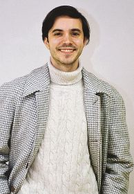 がんばってます／パーネル・マシューさん（３２歳）／みなべ町の外国語指導助手